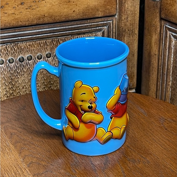 Winnie The Pooh Raised Embossed Mug - Picture 3 of 4
